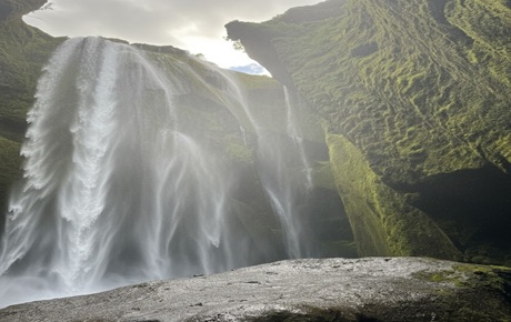 Golden Circle Iceland: Honest Guide to Timing, Hidden Gems & What to Skip