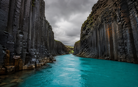 Stuðlagil Canyon: East or West Side — A Practical Guide From Someone Who Was There