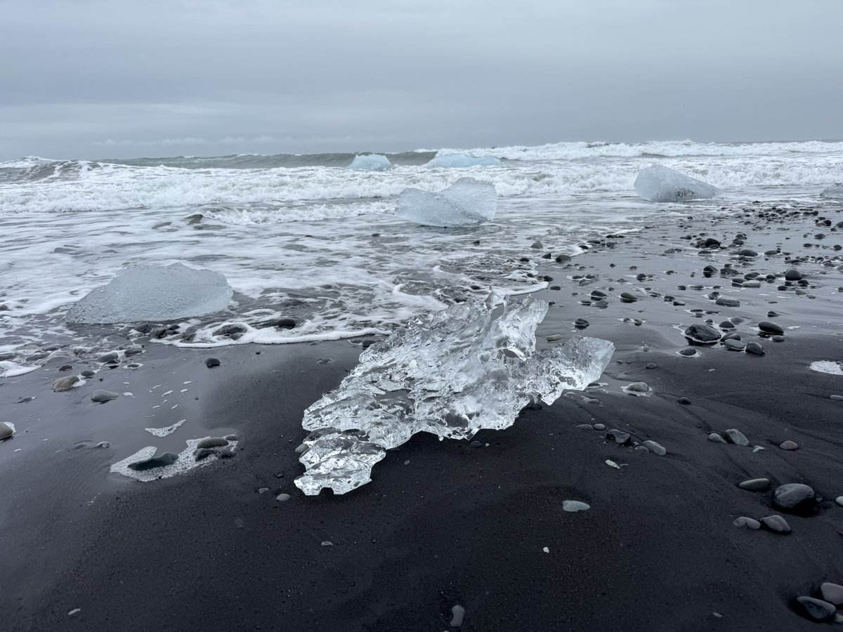 Stuðlagil to Diamond Beach in One Day: My 430 km East Iceland Drive